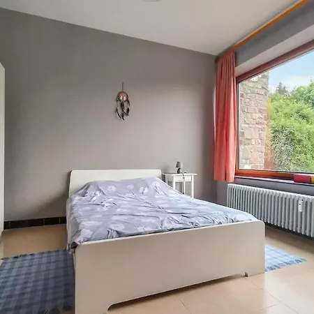 3 Bedroom Gorgeous In Prázdninový dům Saint-Hubert