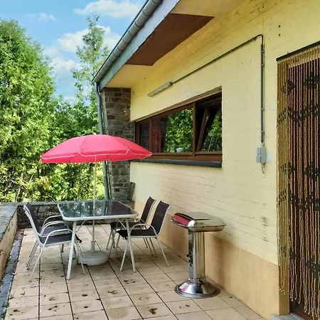 3 Bedroom Gorgeous In Saint-Hubert